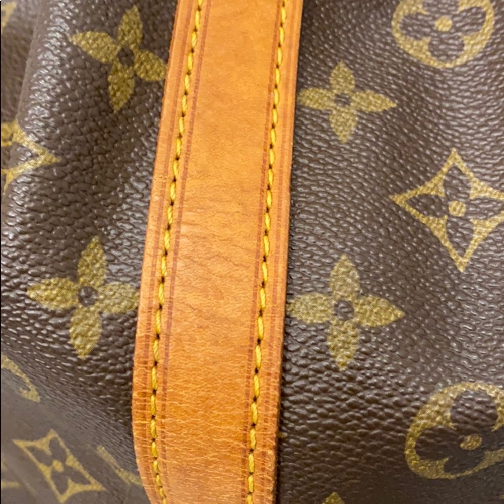๐SOLD๐ Louis Vuitton Bucket GM - Picture 9 of 16